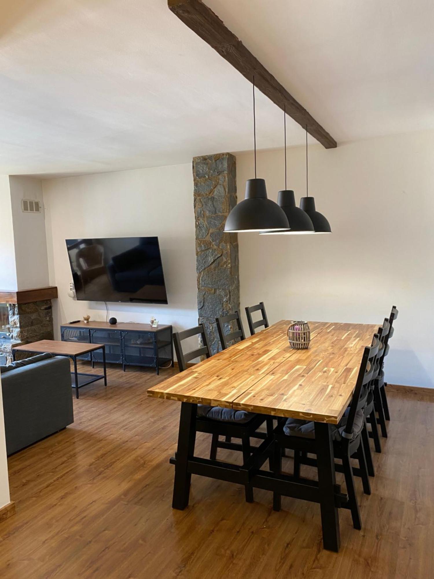 Apartamento Gold Cadi グアルディオラ・デ・ベルゲーダ エクステリア 写真