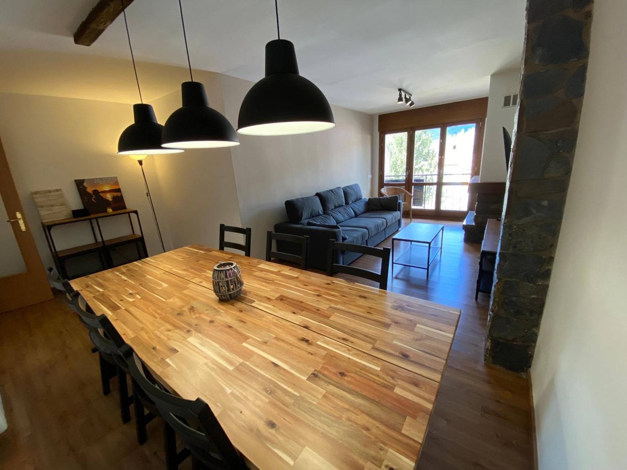 Apartamento Gold Cadi グアルディオラ・デ・ベルゲーダ エクステリア 写真
