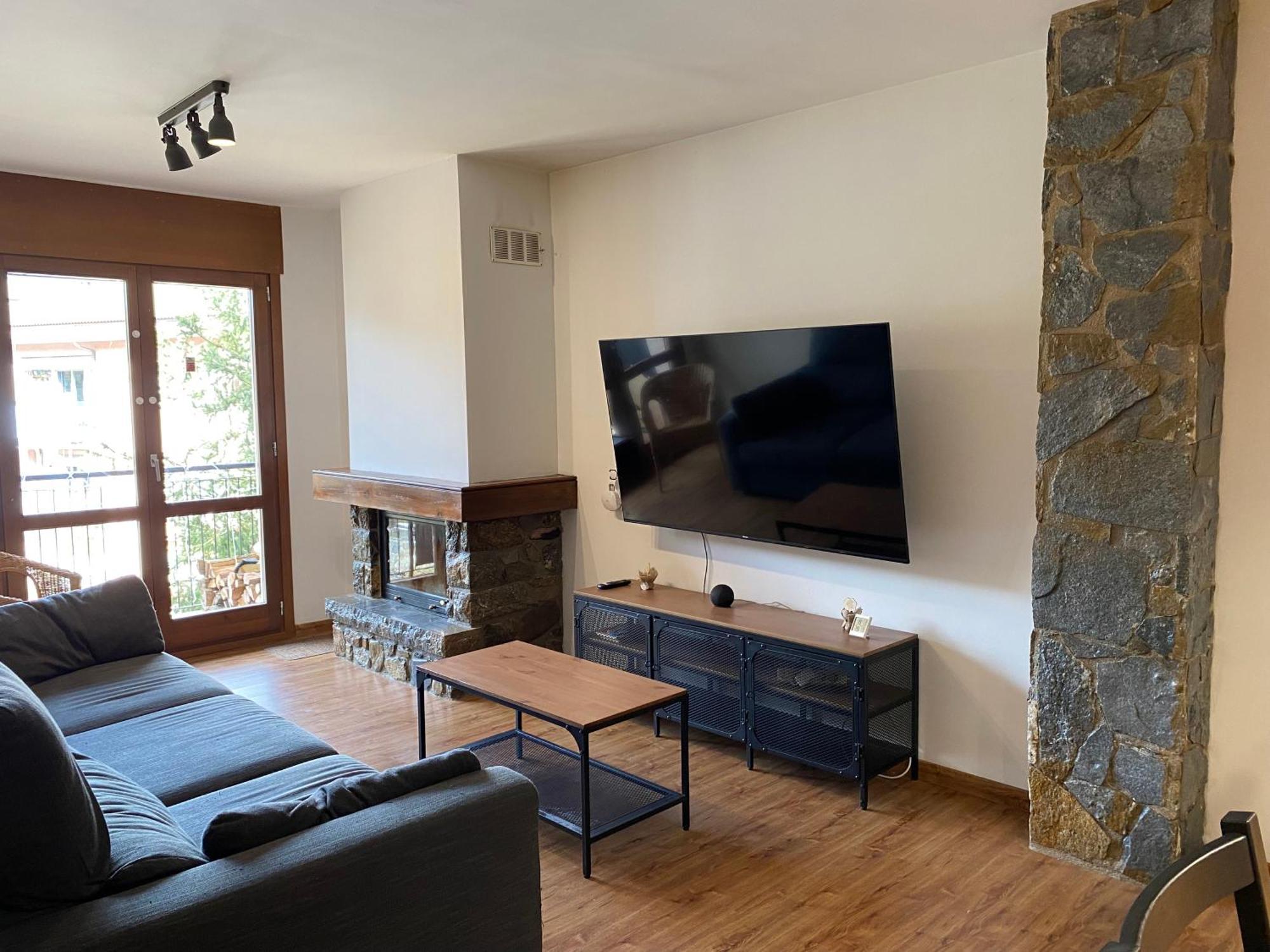 Apartamento Gold Cadi グアルディオラ・デ・ベルゲーダ エクステリア 写真